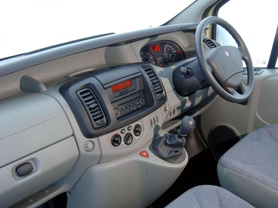  Renault Trafic 2001 года  (ZA) (фото 12 из 12)